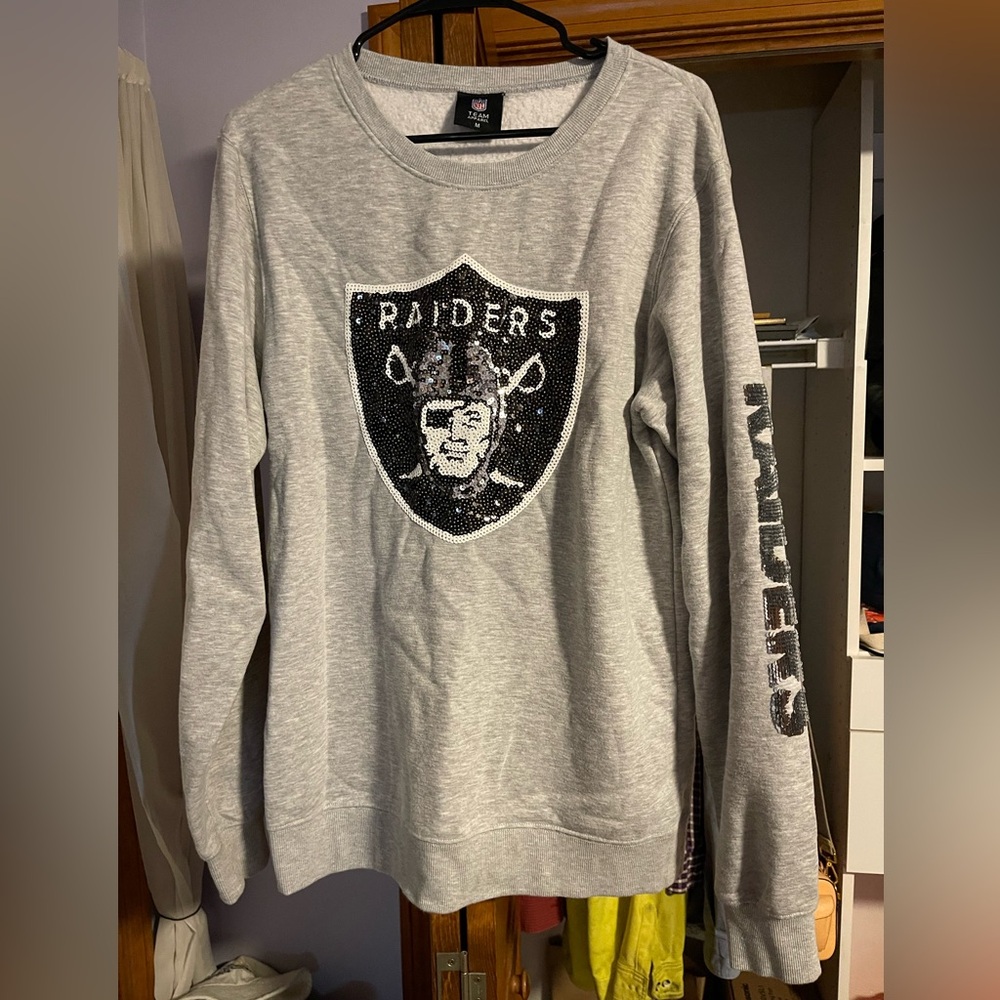 Women’s Raiders Gray Sweatshirt Sequined M
